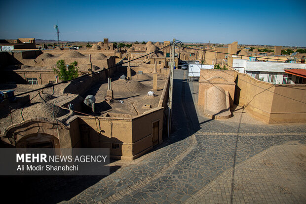 آیا توسعه روستایی در ایران، متولی واحد دارد؟