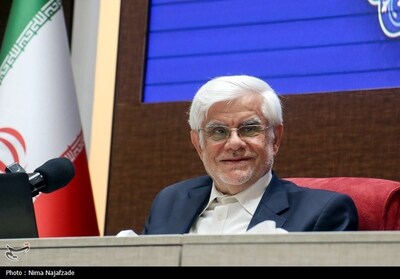 شهرخبر - عارف: دولت روزانه وضعیت بورس را رصد می‌کند