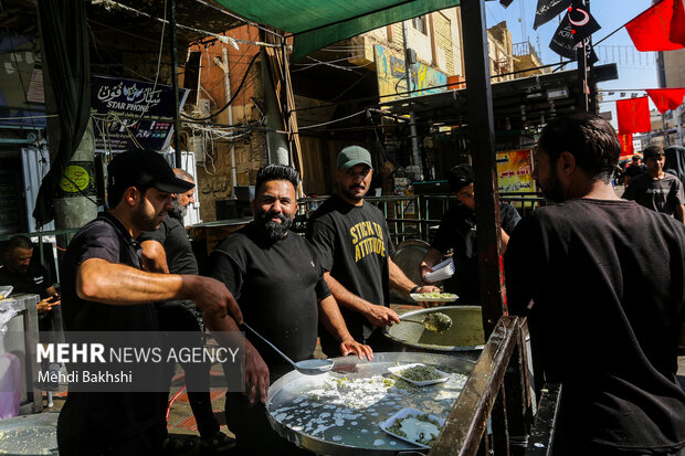 تداوم خدمت‌رسانی موکب سازمان رفاه شهردای تهران در زرباطیه