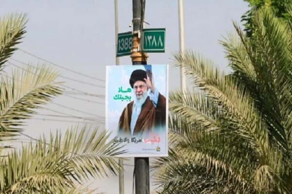 سیل جمعیت عراقی‌ها در مراسم تشییع آقای شهید ایران در نجف اشرف+فیلم