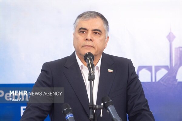 حضور وزیر نفت در آیین گشایش مرکز تعالی دیجیتال بریکس