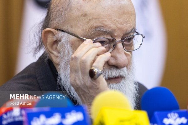 چمران: امکان خروج پادگان‌ها از تهران وجود دارد