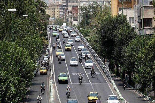 تشکری هاشمی: لرزش برخی پل‌های تهران به دلیل سازه فلزی است