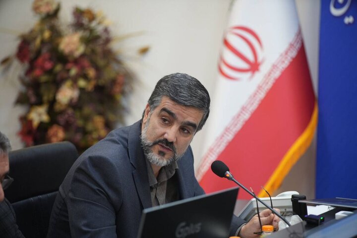 ۵۲۰۰ تبعه خارجی با ۱۳۲ اتوبوس به مراسم تشییع رهبر شهید منتقل شدند