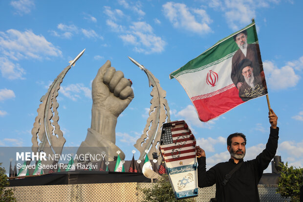 خونخواهی رهبر شهید در ترازوی حقوق بین‌الملل