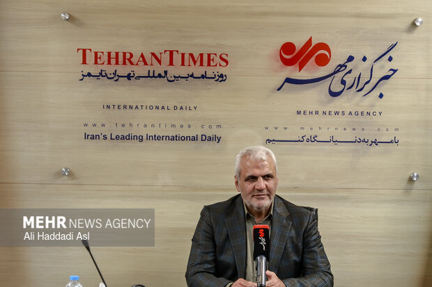 پژوهشکده گیاهان دارویی ظرفیت پاسخگویی به نیازهای درمانی کشور را دارد