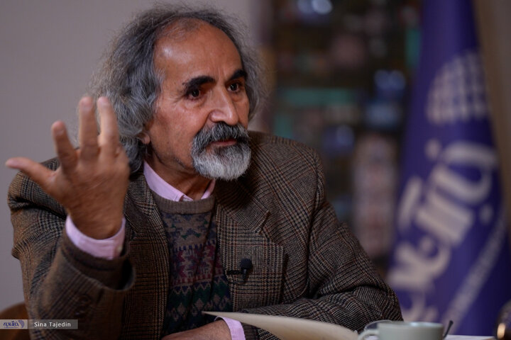 آزاد ارمکی: برگزاری انتخابات به معنای دموکراسی نیست/ می توان انتخابات برگزار نکرد اما جامعه‌ای دموکراتیک داشت