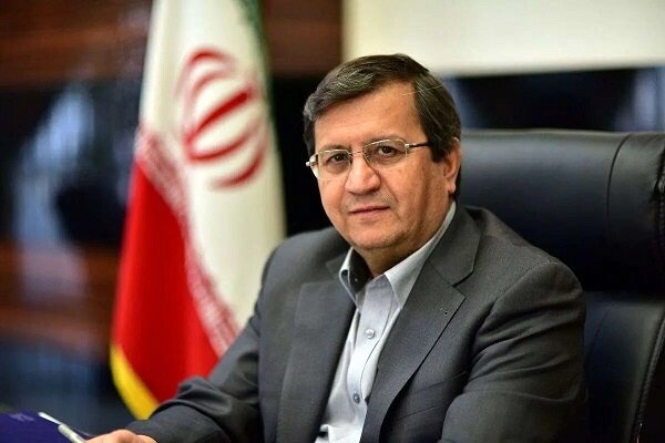 همتی: درآمد سرانه ایرانیان ۴۷ درصد کاهش یافت؛ ارز رانتی حذف شد
