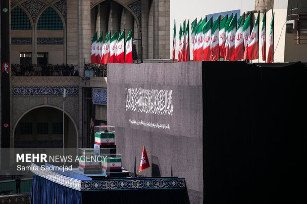 دعوت جهاددانشگاهی از دانشگاهیان برای حضور در مراسم تشییع رهبر شهید